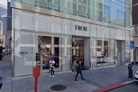 Thieves smash car into SF Union Square Dior store, steal